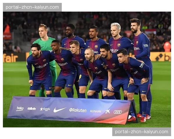 诺坎普球场座无虚席，巴萨vs西班牙人加泰德比火爆进行